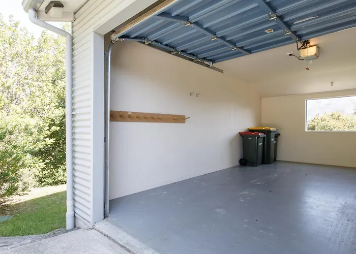 Tawhiri - Tranquility, Space And Stunning Views In Paradise Ferienhaus