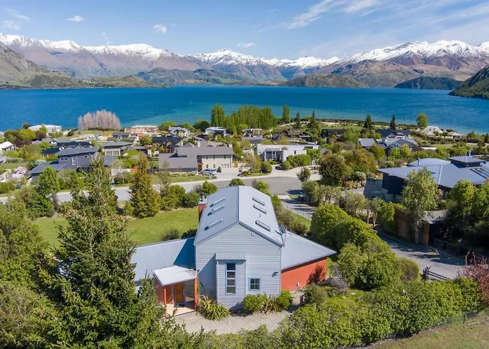Tawhiri - Tranquility, Space And Stunning Views In Paradise