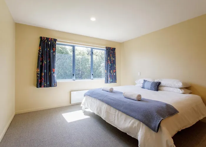 Tawhiri - Tranquility, Space And Stunning Views In Paradise