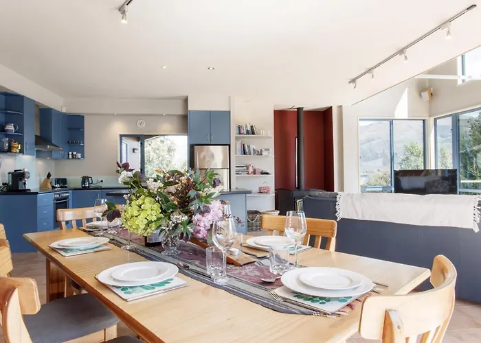 Tawhiri - Tranquility, Space And Stunning Views In Paradise Ferienhaus *